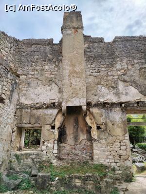 [P07] Kršan; explorând ruinele castelului » foto by crismis
 - 
<span class="allrVoted glyphicon glyphicon-heart hidden" id="av1350725"></span>
<a class="m-l-10 hidden" id="sv1350725" onclick="voting_Foto_DelVot(,1350725,3940)" role="button">șterge vot <span class="glyphicon glyphicon-remove"></span></a>
<a id="v91350725" class=" c-red"  onclick="voting_Foto_SetVot(1350725)" role="button"><span class="glyphicon glyphicon-heart-empty"></span> <b>LIKE</b> = Votează poza</a> <img class="hidden"  id="f1350725W9" src="/imagini/loader.gif" border="0" /><span class="AjErrMes hidden" id="e1350725ErM"></span>