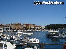 [P31] Vedere cu portul din Rovinj, unde ambarcatiuni de toate felurile isi asteapta clientii la o plimbare pe mare... » foto by ileanaxperta*
 - 
<span class="allrVoted glyphicon glyphicon-heart hidden" id="av28789"></span>
<a class="m-l-10 hidden" id="sv28789" onclick="voting_Foto_DelVot(,28789,3940)" role="button">șterge vot <span class="glyphicon glyphicon-remove"></span></a>
<a id="v928789" class=" c-red"  onclick="voting_Foto_SetVot(28789)" role="button"><span class="glyphicon glyphicon-heart-empty"></span> <b>LIKE</b> = Votează poza</a> <img class="hidden"  id="f28789W9" src="/imagini/loader.gif" border="0" /><span class="AjErrMes hidden" id="e28789ErM"></span>