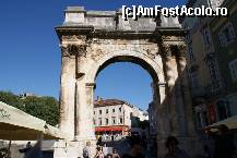 [P44] Arco dei Sergi, văzut din strada Sergijevaca » foto by Costi
 - 
<span class="allrVoted glyphicon glyphicon-heart hidden" id="av144877"></span>
<a class="m-l-10 hidden" id="sv144877" onclick="voting_Foto_DelVot(,144877,3940)" role="button">șterge vot <span class="glyphicon glyphicon-remove"></span></a>
<a id="v9144877" class=" c-red"  onclick="voting_Foto_SetVot(144877)" role="button"><span class="glyphicon glyphicon-heart-empty"></span> <b>LIKE</b> = Votează poza</a> <img class="hidden"  id="f144877W9" src="/imagini/loader.gif" border="0" /><span class="AjErrMes hidden" id="e144877ErM"></span>