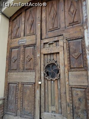 [P11] O poartă frumoasă în oraș. » foto by tata123 🔱
 - 
<span class="allrVoted glyphicon glyphicon-heart hidden" id="av1245520"></span>
<a class="m-l-10 hidden" id="sv1245520" onclick="voting_Foto_DelVot(,1245520,3957)" role="button">șterge vot <span class="glyphicon glyphicon-remove"></span></a>
<a id="v91245520" class=" c-red"  onclick="voting_Foto_SetVot(1245520)" role="button"><span class="glyphicon glyphicon-heart-empty"></span> <b>LIKE</b> = Votează poza</a> <img class="hidden"  id="f1245520W9" src="/imagini/loader.gif" border="0" /><span class="AjErrMes hidden" id="e1245520ErM"></span>