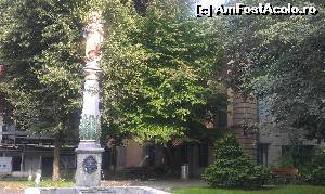 [P11] O altă fântână din apropierea Bisericii Franciscane. Orașul  Lucerna, Elveția. » foto by traian.leuca †
 - 
<span class="allrVoted glyphicon glyphicon-heart hidden" id="av603594"></span>
<a class="m-l-10 hidden" id="sv603594" onclick="voting_Foto_DelVot(,603594,3962)" role="button">șterge vot <span class="glyphicon glyphicon-remove"></span></a>
<a id="v9603594" class=" c-red"  onclick="voting_Foto_SetVot(603594)" role="button"><span class="glyphicon glyphicon-heart-empty"></span> <b>LIKE</b> = Votează poza</a> <img class="hidden"  id="f603594W9" src="/imagini/loader.gif" border="0" /><span class="AjErrMes hidden" id="e603594ErM"></span>