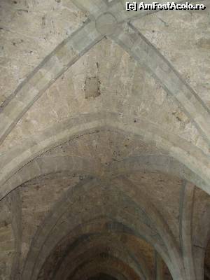 [P16] Chillon Castle » foto by Sindrom
 - 
<span class="allrVoted glyphicon glyphicon-heart hidden" id="av606263"></span>
<a class="m-l-10 hidden" id="sv606263" onclick="voting_Foto_DelVot(,606263,3962)" role="button">șterge vot <span class="glyphicon glyphicon-remove"></span></a>
<a id="v9606263" class=" c-red"  onclick="voting_Foto_SetVot(606263)" role="button"><span class="glyphicon glyphicon-heart-empty"></span> <b>LIKE</b> = Votează poza</a> <img class="hidden"  id="f606263W9" src="/imagini/loader.gif" border="0" /><span class="AjErrMes hidden" id="e606263ErM"></span>