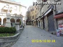 [P10] piazzetta Garibaldi, statuia lui Garialdi, in spate se afla hotelul Titano » foto by amero
 - 
<span class="allrVoted glyphicon glyphicon-heart hidden" id="av326296"></span>
<a class="m-l-10 hidden" id="sv326296" onclick="voting_Foto_DelVot(,326296,3963)" role="button">șterge vot <span class="glyphicon glyphicon-remove"></span></a>
<a id="v9326296" class=" c-red"  onclick="voting_Foto_SetVot(326296)" role="button"><span class="glyphicon glyphicon-heart-empty"></span> <b>LIKE</b> = Votează poza</a> <img class="hidden"  id="f326296W9" src="/imagini/loader.gif" border="0" /><span class="AjErrMes hidden" id="e326296ErM"></span>