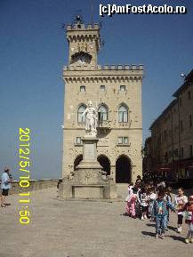 [P08] Statuia Libertatii si Palatul Republicii
din Piazza della Liberta » foto by amero
 - 
<span class="allrVoted glyphicon glyphicon-heart hidden" id="av326283"></span>
<a class="m-l-10 hidden" id="sv326283" onclick="voting_Foto_DelVot(,326283,3963)" role="button">șterge vot <span class="glyphicon glyphicon-remove"></span></a>
<a id="v9326283" class=" c-red"  onclick="voting_Foto_SetVot(326283)" role="button"><span class="glyphicon glyphicon-heart-empty"></span> <b>LIKE</b> = Votează poza</a> <img class="hidden"  id="f326283W9" src="/imagini/loader.gif" border="0" /><span class="AjErrMes hidden" id="e326283ErM"></span>