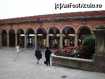 [P45] San Marino:o galerie de magazine » foto by mariana.olaru
 - 
<span class="allrVoted glyphicon glyphicon-heart hidden" id="av317308"></span>
<a class="m-l-10 hidden" id="sv317308" onclick="voting_Foto_DelVot(,317308,3963)" role="button">șterge vot <span class="glyphicon glyphicon-remove"></span></a>
<a id="v9317308" class=" c-red"  onclick="voting_Foto_SetVot(317308)" role="button"><span class="glyphicon glyphicon-heart-empty"></span> <b>LIKE</b> = Votează poza</a> <img class="hidden"  id="f317308W9" src="/imagini/loader.gif" border="0" /><span class="AjErrMes hidden" id="e317308ErM"></span>