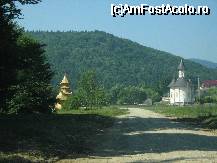 [P8x] manastirea se afla la 5 km de manastirea Putna,inainte de a intra la Putna, se face in stanga pe langa Peco, drumul este neasfaltat dar este bun » foto by cristi82d
 - 
<span class="allrVoted glyphicon glyphicon-heart hidden" id="av29575"></span>
<a class="m-l-10 hidden" id="sv29575" onclick="voting_Foto_DelVot(,29575,3968)" role="button">șterge vot <span class="glyphicon glyphicon-remove"></span></a>
<a id="v929575" class=" c-red"  onclick="voting_Foto_SetVot(29575)" role="button"><span class="glyphicon glyphicon-heart-empty"></span> <b>LIKE</b> = Votează poza</a> <img class="hidden"  id="f29575W9" src="/imagini/loader.gif" border="0" /><span class="AjErrMes hidden" id="e29575ErM"></span>