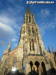 [P16] Catedrala din Ulm » foto by cryss27
 - 
<span class="allrVoted glyphicon glyphicon-heart hidden" id="av296146"></span>
<a class="m-l-10 hidden" id="sv296146" onclick="voting_Foto_DelVot(,296146,3969)" role="button">șterge vot <span class="glyphicon glyphicon-remove"></span></a>
<a id="v9296146" class=" c-red"  onclick="voting_Foto_SetVot(296146)" role="button"><span class="glyphicon glyphicon-heart-empty"></span> <b>LIKE</b> = Votează poza</a> <img class="hidden"  id="f296146W9" src="/imagini/loader.gif" border="0" /><span class="AjErrMes hidden" id="e296146ErM"></span>