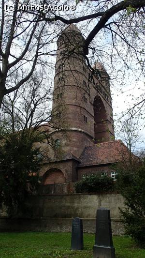 [P27] Pauluskirche văzută din Alter Friedhof Ulm » foto by Dragoș_MD
 - 
<span class="allrVoted glyphicon glyphicon-heart hidden" id="av943519"></span>
<a class="m-l-10 hidden" id="sv943519" onclick="voting_Foto_DelVot(,943519,3969)" role="button">șterge vot <span class="glyphicon glyphicon-remove"></span></a>
<a id="v9943519" class=" c-red"  onclick="voting_Foto_SetVot(943519)" role="button"><span class="glyphicon glyphicon-heart-empty"></span> <b>LIKE</b> = Votează poza</a> <img class="hidden"  id="f943519W9" src="/imagini/loader.gif" border="0" /><span class="AjErrMes hidden" id="e943519ErM"></span>