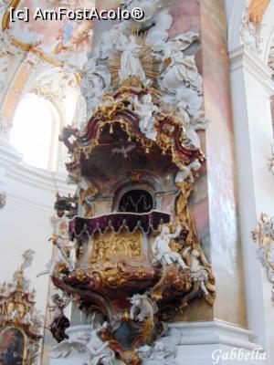 [P09] Este o bazilica extrem de incarcata dar pe mine m-a impresionat in mod placut » foto by GabrielaG
 - 
<span class="allrVoted glyphicon glyphicon-heart hidden" id="av744180"></span>
<a class="m-l-10 hidden" id="sv744180" onclick="voting_Foto_DelVot(,744180,3969)" role="button">șterge vot <span class="glyphicon glyphicon-remove"></span></a>
<a id="v9744180" class=" c-red"  onclick="voting_Foto_SetVot(744180)" role="button"><span class="glyphicon glyphicon-heart-empty"></span> <b>LIKE</b> = Votează poza</a> <img class="hidden"  id="f744180W9" src="/imagini/loader.gif" border="0" /><span class="AjErrMes hidden" id="e744180ErM"></span>