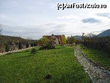 [P03] pensiune văzută de la poartă » foto by marocanu21
 - 
<span class="allrVoted glyphicon glyphicon-heart hidden" id="av487925"></span>
<a class="m-l-10 hidden" id="sv487925" onclick="voting_Foto_DelVot(,487925,3974)" role="button">șterge vot <span class="glyphicon glyphicon-remove"></span></a>
<a id="v9487925" class=" c-red"  onclick="voting_Foto_SetVot(487925)" role="button"><span class="glyphicon glyphicon-heart-empty"></span> <b>LIKE</b> = Votează poza</a> <img class="hidden"  id="f487925W9" src="/imagini/loader.gif" border="0" /><span class="AjErrMes hidden" id="e487925ErM"></span>