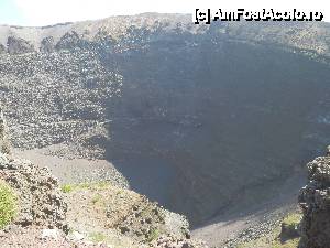 [P16] crater vezuviu » foto by eduardpetrut
 - 
<span class="allrVoted glyphicon glyphicon-heart hidden" id="av438396"></span>
<a class="m-l-10 hidden" id="sv438396" onclick="voting_Foto_DelVot(,438396,3976)" role="button">șterge vot <span class="glyphicon glyphicon-remove"></span></a>
<a id="v9438396" class=" c-red"  onclick="voting_Foto_SetVot(438396)" role="button"><span class="glyphicon glyphicon-heart-empty"></span> <b>LIKE</b> = Votează poza</a> <img class="hidden"  id="f438396W9" src="/imagini/loader.gif" border="0" /><span class="AjErrMes hidden" id="e438396ErM"></span>