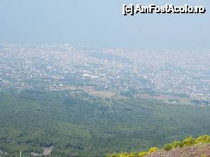 [P18] panorama de pe vezuviu, golful napoli » foto by eduardpetrut
 - 
<span class="allrVoted glyphicon glyphicon-heart hidden" id="av438398"></span>
<a class="m-l-10 hidden" id="sv438398" onclick="voting_Foto_DelVot(,438398,3976)" role="button">șterge vot <span class="glyphicon glyphicon-remove"></span></a>
<a id="v9438398" class=" c-red"  onclick="voting_Foto_SetVot(438398)" role="button"><span class="glyphicon glyphicon-heart-empty"></span> <b>LIKE</b> = Votează poza</a> <img class="hidden"  id="f438398W9" src="/imagini/loader.gif" border="0" /><span class="AjErrMes hidden" id="e438398ErM"></span>