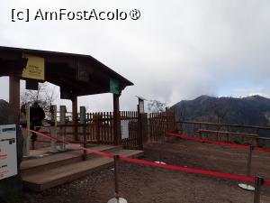 [P21] Accesul la Vezuviu » foto by Dragoș_MD
 - 
<span class="allrVoted glyphicon glyphicon-heart hidden" id="av1485786"></span>
<a class="m-l-10 hidden" id="sv1485786" onclick="voting_Foto_DelVot(,1485786,3976)" role="button">șterge vot <span class="glyphicon glyphicon-remove"></span></a>
<a id="v91485786" class=" c-red"  onclick="voting_Foto_SetVot(1485786)" role="button"><span class="glyphicon glyphicon-heart-empty"></span> <b>LIKE</b> = Votează poza</a> <img class="hidden"  id="f1485786W9" src="/imagini/loader.gif" border="0" /><span class="AjErrMes hidden" id="e1485786ErM"></span>