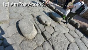 [P06] Pompeii - trecere de pietoni » foto by Dragoș_MD
 - 
<span class="allrVoted glyphicon glyphicon-heart hidden" id="av1485771"></span>
<a class="m-l-10 hidden" id="sv1485771" onclick="voting_Foto_DelVot(,1485771,3976)" role="button">șterge vot <span class="glyphicon glyphicon-remove"></span></a>
<a id="v91485771" class=" c-red"  onclick="voting_Foto_SetVot(1485771)" role="button"><span class="glyphicon glyphicon-heart-empty"></span> <b>LIKE</b> = Votează poza</a> <img class="hidden"  id="f1485771W9" src="/imagini/loader.gif" border="0" /><span class="AjErrMes hidden" id="e1485771ErM"></span>