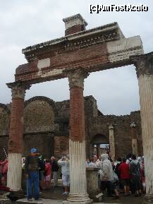 [P59] in site-ul pompei s-a lucrat foarte mult la restaurare si iata unul dintre rezultate » foto by a.sr*
 - 
<span class="allrVoted glyphicon glyphicon-heart hidden" id="av268797"></span>
<a class="m-l-10 hidden" id="sv268797" onclick="voting_Foto_DelVot(,268797,3976)" role="button">șterge vot <span class="glyphicon glyphicon-remove"></span></a>
<a id="v9268797" class=" c-red"  onclick="voting_Foto_SetVot(268797)" role="button"><span class="glyphicon glyphicon-heart-empty"></span> <b>LIKE</b> = Votează poza</a> <img class="hidden"  id="f268797W9" src="/imagini/loader.gif" border="0" /><span class="AjErrMes hidden" id="e268797ErM"></span>