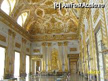[P20] Interior, Palatul Regal Caserta. » foto by gipinel*
 - 
<span class="allrVoted glyphicon glyphicon-heart hidden" id="av320195"></span>
<a class="m-l-10 hidden" id="sv320195" onclick="voting_Foto_DelVot(,320195,3976)" role="button">șterge vot <span class="glyphicon glyphicon-remove"></span></a>
<a id="v9320195" class=" c-red"  onclick="voting_Foto_SetVot(320195)" role="button"><span class="glyphicon glyphicon-heart-empty"></span> <b>LIKE</b> = Votează poza</a> <img class="hidden"  id="f320195W9" src="/imagini/loader.gif" border="0" /><span class="AjErrMes hidden" id="e320195ErM"></span>