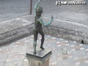 [P33] Mozaic si statueta din bronz descoperite la Casa del Fauno (poza din alt unghi)  » foto by bica adriana
 - 
<span class="allrVoted glyphicon glyphicon-heart hidden" id="av692989"></span>
<a class="m-l-10 hidden" id="sv692989" onclick="voting_Foto_DelVot(,692989,3976)" role="button">șterge vot <span class="glyphicon glyphicon-remove"></span></a>
<a id="v9692989" class=" c-red"  onclick="voting_Foto_SetVot(692989)" role="button"><span class="glyphicon glyphicon-heart-empty"></span> <b>LIKE</b> = Votează poza</a> <img class="hidden"  id="f692989W9" src="/imagini/loader.gif" border="0" /><span class="AjErrMes hidden" id="e692989ErM"></span>