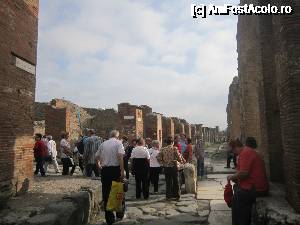 [P51] 'SEniori ' prin Pompeiul antic » foto by bica adriana
 - 
<span class="allrVoted glyphicon glyphicon-heart hidden" id="av693017"></span>
<a class="m-l-10 hidden" id="sv693017" onclick="voting_Foto_DelVot(,693017,3976)" role="button">șterge vot <span class="glyphicon glyphicon-remove"></span></a>
<a id="v9693017" class=" c-red"  onclick="voting_Foto_SetVot(693017)" role="button"><span class="glyphicon glyphicon-heart-empty"></span> <b>LIKE</b> = Votează poza</a> <img class="hidden"  id="f693017W9" src="/imagini/loader.gif" border="0" /><span class="AjErrMes hidden" id="e693017ErM"></span>
