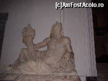 [P15] Cornul abundentei,unul dintre simbolurile orasului Pompei » foto by dorgo
 - 
<span class="allrVoted glyphicon glyphicon-heart hidden" id="av259967"></span>
<a class="m-l-10 hidden" id="sv259967" onclick="voting_Foto_DelVot(,259967,3976)" role="button">șterge vot <span class="glyphicon glyphicon-remove"></span></a>
<a id="v9259967" class=" c-red"  onclick="voting_Foto_SetVot(259967)" role="button"><span class="glyphicon glyphicon-heart-empty"></span> <b>LIKE</b> = Votează poza</a> <img class="hidden"  id="f259967W9" src="/imagini/loader.gif" border="0" /><span class="AjErrMes hidden" id="e259967ErM"></span>