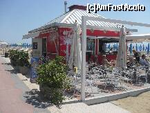 [P03] Lido di Jessolo-terasa pe faleza » foto by georgiana
 - 
<span class="allrVoted glyphicon glyphicon-heart hidden" id="av266854"></span>
<a class="m-l-10 hidden" id="sv266854" onclick="voting_Foto_DelVot(,266854,3990)" role="button">șterge vot <span class="glyphicon glyphicon-remove"></span></a>
<a id="v9266854" class=" c-red"  onclick="voting_Foto_SetVot(266854)" role="button"><span class="glyphicon glyphicon-heart-empty"></span> <b>LIKE</b> = Votează poza</a> <img class="hidden"  id="f266854W9" src="/imagini/loader.gif" border="0" /><span class="AjErrMes hidden" id="e266854ErM"></span>