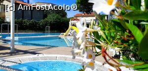 [P30] Hotel pe faleză » foto by gettyy
 - 
<span class="allrVoted glyphicon glyphicon-heart hidden" id="av1122912"></span>
<a class="m-l-10 hidden" id="sv1122912" onclick="voting_Foto_DelVot(,1122912,3990)" role="button">șterge vot <span class="glyphicon glyphicon-remove"></span></a>
<a id="v91122912" class=" c-red"  onclick="voting_Foto_SetVot(1122912)" role="button"><span class="glyphicon glyphicon-heart-empty"></span> <b>LIKE</b> = Votează poza</a> <img class="hidden"  id="f1122912W9" src="/imagini/loader.gif" border="0" /><span class="AjErrMes hidden" id="e1122912ErM"></span>