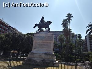 [P03] Statuie in Piazza Umberto » foto by carmen_7490
 - 
<span class="allrVoted glyphicon glyphicon-heart hidden" id="av1105501"></span>
<a class="m-l-10 hidden" id="sv1105501" onclick="voting_Foto_DelVot(,1105501,3993)" role="button">șterge vot <span class="glyphicon glyphicon-remove"></span></a>
<a id="v91105501" class=" c-red"  onclick="voting_Foto_SetVot(1105501)" role="button"><span class="glyphicon glyphicon-heart-empty"></span> <b>LIKE</b> = Votează poza</a> <img class="hidden"  id="f1105501W9" src="/imagini/loader.gif" border="0" /><span class="AjErrMes hidden" id="e1105501ErM"></span>