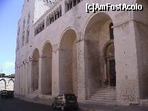 [P03] Basilica di San Nicola » foto by artistul_18
 - 
<span class="allrVoted glyphicon glyphicon-heart hidden" id="av139604"></span>
<a class="m-l-10 hidden" id="sv139604" onclick="voting_Foto_DelVot(,139604,3993)" role="button">șterge vot <span class="glyphicon glyphicon-remove"></span></a>
<a id="v9139604" class=" c-red"  onclick="voting_Foto_SetVot(139604)" role="button"><span class="glyphicon glyphicon-heart-empty"></span> <b>LIKE</b> = Votează poza</a> <img class="hidden"  id="f139604W9" src="/imagini/loader.gif" border="0" /><span class="AjErrMes hidden" id="e139604ErM"></span>