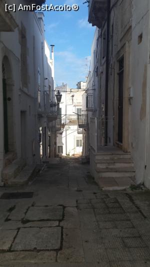 [P29] Ostuni » foto by Chloe
 - 
<span class="allrVoted glyphicon glyphicon-heart hidden" id="av803688"></span>
<a class="m-l-10 hidden" id="sv803688" onclick="voting_Foto_DelVot(,803688,3993)" role="button">șterge vot <span class="glyphicon glyphicon-remove"></span></a>
<a id="v9803688" class=" c-red"  onclick="voting_Foto_SetVot(803688)" role="button"><span class="glyphicon glyphicon-heart-empty"></span> <b>LIKE</b> = Votează poza</a> <img class="hidden"  id="f803688W9" src="/imagini/loader.gif" border="0" /><span class="AjErrMes hidden" id="e803688ErM"></span>