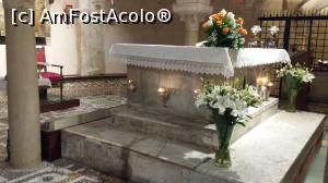 [P79] Moastele Sf. Nicolae - Basilica San Nicola Bari » foto by Chloe
 - 
<span class="allrVoted glyphicon glyphicon-heart hidden" id="av803738"></span>
<a class="m-l-10 hidden" id="sv803738" onclick="voting_Foto_DelVot(,803738,3993)" role="button">șterge vot <span class="glyphicon glyphicon-remove"></span></a>
<a id="v9803738" class=" c-red"  onclick="voting_Foto_SetVot(803738)" role="button"><span class="glyphicon glyphicon-heart-empty"></span> <b>LIKE</b> = Votează poza</a> <img class="hidden"  id="f803738W9" src="/imagini/loader.gif" border="0" /><span class="AjErrMes hidden" id="e803738ErM"></span>