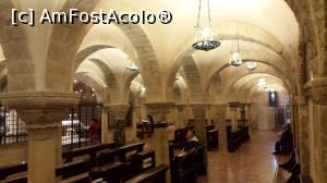 [P81] Moastele Sf. Nicolae - Basilica San Nicola Bari » foto by Chloe
 - 
<span class="allrVoted glyphicon glyphicon-heart hidden" id="av803740"></span>
<a class="m-l-10 hidden" id="sv803740" onclick="voting_Foto_DelVot(,803740,3993)" role="button">șterge vot <span class="glyphicon glyphicon-remove"></span></a>
<a id="v9803740" class=" c-red"  onclick="voting_Foto_SetVot(803740)" role="button"><span class="glyphicon glyphicon-heart-empty"></span> <b>LIKE</b> = Votează poza</a> <img class="hidden"  id="f803740W9" src="/imagini/loader.gif" border="0" /><span class="AjErrMes hidden" id="e803740ErM"></span>