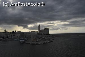 [P03] catedrala din Trani vazute de pe faleza » foto by bogdanescu07
 - 
<span class="allrVoted glyphicon glyphicon-heart hidden" id="av892269"></span>
<a class="m-l-10 hidden" id="sv892269" onclick="voting_Foto_DelVot(,892269,3993)" role="button">șterge vot <span class="glyphicon glyphicon-remove"></span></a>
<a id="v9892269" class=" c-red"  onclick="voting_Foto_SetVot(892269)" role="button"><span class="glyphicon glyphicon-heart-empty"></span> <b>LIKE</b> = Votează poza</a> <img class="hidden"  id="f892269W9" src="/imagini/loader.gif" border="0" /><span class="AjErrMes hidden" id="e892269ErM"></span>
