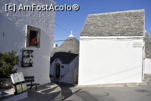 [P34] Alberobello » foto by bogdanescu07
 - 
<span class="allrVoted glyphicon glyphicon-heart hidden" id="av892303"></span>
<a class="m-l-10 hidden" id="sv892303" onclick="voting_Foto_DelVot(,892303,3993)" role="button">șterge vot <span class="glyphicon glyphicon-remove"></span></a>
<a id="v9892303" class=" c-red"  onclick="voting_Foto_SetVot(892303)" role="button"><span class="glyphicon glyphicon-heart-empty"></span> <b>LIKE</b> = Votează poza</a> <img class="hidden"  id="f892303W9" src="/imagini/loader.gif" border="0" /><span class="AjErrMes hidden" id="e892303ErM"></span>