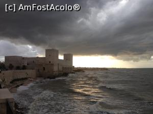[P08] cetatea din Trani » foto by bogdanescu07
 - 
<span class="allrVoted glyphicon glyphicon-heart hidden" id="av892274"></span>
<a class="m-l-10 hidden" id="sv892274" onclick="voting_Foto_DelVot(,892274,3993)" role="button">șterge vot <span class="glyphicon glyphicon-remove"></span></a>
<a id="v9892274" class=" c-red"  onclick="voting_Foto_SetVot(892274)" role="button"><span class="glyphicon glyphicon-heart-empty"></span> <b>LIKE</b> = Votează poza</a> <img class="hidden"  id="f892274W9" src="/imagini/loader.gif" border="0" /><span class="AjErrMes hidden" id="e892274ErM"></span>