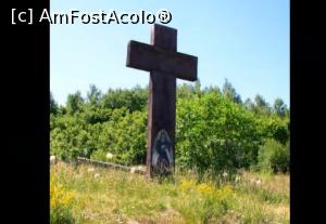 [P10] Crucea care veghează Băile Lăzărești » foto by Lucien
 - 
<span class="allrVoted glyphicon glyphicon-heart hidden" id="av803458"></span>
<a class="m-l-10 hidden" id="sv803458" onclick="voting_Foto_DelVot(,803458,3998)" role="button">șterge vot <span class="glyphicon glyphicon-remove"></span></a>
<a id="v9803458" class=" c-red"  onclick="voting_Foto_SetVot(803458)" role="button"><span class="glyphicon glyphicon-heart-empty"></span> <b>LIKE</b> = Votează poza</a> <img class="hidden"  id="f803458W9" src="/imagini/loader.gif" border="0" /><span class="AjErrMes hidden" id="e803458ErM"></span>