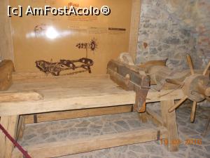 [P14] Castelul Corvinilor - În temnița castelului. Instrumente de tortură.  » foto by iulianic
 - 
<span class="allrVoted glyphicon glyphicon-heart hidden" id="av771014"></span>
<a class="m-l-10 hidden" id="sv771014" onclick="voting_Foto_DelVot(,771014,4000)" role="button">șterge vot <span class="glyphicon glyphicon-remove"></span></a>
<a id="v9771014" class=" c-red"  onclick="voting_Foto_SetVot(771014)" role="button"><span class="glyphicon glyphicon-heart-empty"></span> <b>LIKE</b> = Votează poza</a> <img class="hidden"  id="f771014W9" src="/imagini/loader.gif" border="0" /><span class="AjErrMes hidden" id="e771014ErM"></span>
