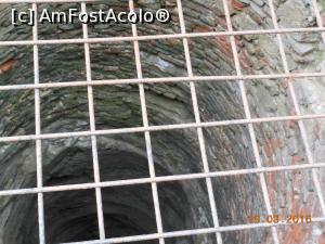 [P20] Castelul Corvinilor - Fântâna legendară săpată de prizonierii turci.  » foto by iulianic
 - 
<span class="allrVoted glyphicon glyphicon-heart hidden" id="av771020"></span>
<a class="m-l-10 hidden" id="sv771020" onclick="voting_Foto_DelVot(,771020,4000)" role="button">șterge vot <span class="glyphicon glyphicon-remove"></span></a>
<a id="v9771020" class=" c-red"  onclick="voting_Foto_SetVot(771020)" role="button"><span class="glyphicon glyphicon-heart-empty"></span> <b>LIKE</b> = Votează poza</a> <img class="hidden"  id="f771020W9" src="/imagini/loader.gif" border="0" /><span class="AjErrMes hidden" id="e771020ErM"></span>