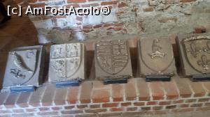 [P03] Castelul Corvinilor » foto by resita2009
 - 
<span class="allrVoted glyphicon glyphicon-heart hidden" id="av1333109"></span>
<a class="m-l-10 hidden" id="sv1333109" onclick="voting_Foto_DelVot(,1333109,4000)" role="button">șterge vot <span class="glyphicon glyphicon-remove"></span></a>
<a id="v91333109" class=" c-red"  onclick="voting_Foto_SetVot(1333109)" role="button"><span class="glyphicon glyphicon-heart-empty"></span> <b>LIKE</b> = Votează poza</a> <img class="hidden"  id="f1333109W9" src="/imagini/loader.gif" border="0" /><span class="AjErrMes hidden" id="e1333109ErM"></span>