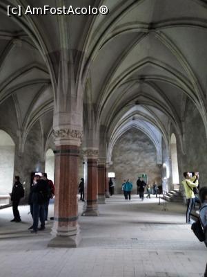 [P11] Castelul Corvinilor, Hunedoara<p>, Sala Cavalerilor » foto by Dana2008
 - 
<span class="allrVoted glyphicon glyphicon-heart hidden" id="av951444"></span>
<a class="m-l-10 hidden" id="sv951444" onclick="voting_Foto_DelVot(,951444,4000)" role="button">șterge vot <span class="glyphicon glyphicon-remove"></span></a>
<a id="v9951444" class=" c-red"  onclick="voting_Foto_SetVot(951444)" role="button"><span class="glyphicon glyphicon-heart-empty"></span> <b>LIKE</b> = Votează poza</a> <img class="hidden"  id="f951444W9" src="/imagini/loader.gif" border="0" /><span class="AjErrMes hidden" id="e951444ErM"></span>