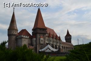 [P01] Castelul Corvinilor Hunedoara » foto by AZE
 - 
<span class="allrVoted glyphicon glyphicon-heart hidden" id="av747429"></span>
<a class="m-l-10 hidden" id="sv747429" onclick="voting_Foto_DelVot(,747429,4000)" role="button">șterge vot <span class="glyphicon glyphicon-remove"></span></a>
<a id="v9747429" class=" c-red"  onclick="voting_Foto_SetVot(747429)" role="button"><span class="glyphicon glyphicon-heart-empty"></span> <b>LIKE</b> = Votează poza</a> <img class="hidden"  id="f747429W9" src="/imagini/loader.gif" border="0" /><span class="AjErrMes hidden" id="e747429ErM"></span>