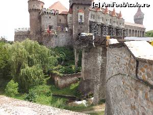 [P01] Castelul Corvinilor » foto by AleDia
 - 
<span class="allrVoted glyphicon glyphicon-heart hidden" id="av564161"></span>
<a class="m-l-10 hidden" id="sv564161" onclick="voting_Foto_DelVot(,564161,4000)" role="button">șterge vot <span class="glyphicon glyphicon-remove"></span></a>
<a id="v9564161" class=" c-red"  onclick="voting_Foto_SetVot(564161)" role="button"><span class="glyphicon glyphicon-heart-empty"></span> <b>LIKE</b> = Votează poza</a> <img class="hidden"  id="f564161W9" src="/imagini/loader.gif" border="0" /><span class="AjErrMes hidden" id="e564161ErM"></span>