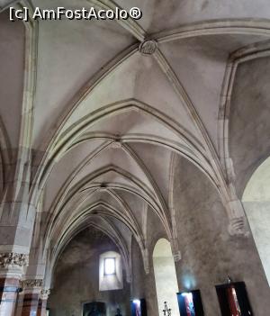 [P15] Tavanul gotic al Salii Cavalerilor » foto by ams
 - 
<span class="allrVoted glyphicon glyphicon-heart hidden" id="av1376427"></span>
<a class="m-l-10 hidden" id="sv1376427" onclick="voting_Foto_DelVot(,1376427,4000)" role="button">șterge vot <span class="glyphicon glyphicon-remove"></span></a>
<a id="v91376427" class=" c-red"  onclick="voting_Foto_SetVot(1376427)" role="button"><span class="glyphicon glyphicon-heart-empty"></span> <b>LIKE</b> = Votează poza</a> <img class="hidden"  id="f1376427W9" src="/imagini/loader.gif" border="0" /><span class="AjErrMes hidden" id="e1376427ErM"></span>