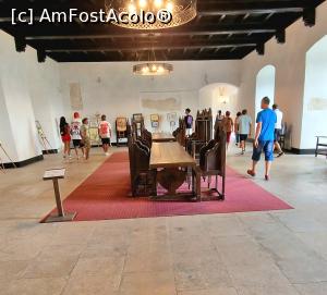 [P22] In sala aceasta este expozitia de pictura » foto by ams
 - 
<span class="allrVoted glyphicon glyphicon-heart hidden" id="av1376434"></span>
<a class="m-l-10 hidden" id="sv1376434" onclick="voting_Foto_DelVot(,1376434,4000)" role="button">șterge vot <span class="glyphicon glyphicon-remove"></span></a>
<a id="v91376434" class=" c-red"  onclick="voting_Foto_SetVot(1376434)" role="button"><span class="glyphicon glyphicon-heart-empty"></span> <b>LIKE</b> = Votează poza</a> <img class="hidden"  id="f1376434W9" src="/imagini/loader.gif" border="0" /><span class="AjErrMes hidden" id="e1376434ErM"></span>