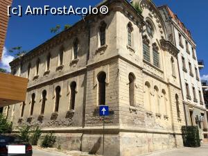 [P12] Sinagoga mare » foto by AZE
 - 
<span class="allrVoted glyphicon glyphicon-heart hidden" id="av1280833"></span>
<a class="m-l-10 hidden" id="sv1280833" onclick="voting_Foto_DelVot(,1280833,4001)" role="button">șterge vot <span class="glyphicon glyphicon-remove"></span></a>
<a id="v91280833" class=" c-red"  onclick="voting_Foto_SetVot(1280833)" role="button"><span class="glyphicon glyphicon-heart-empty"></span> <b>LIKE</b> = Votează poza</a> <img class="hidden"  id="f1280833W9" src="/imagini/loader.gif" border="0" /><span class="AjErrMes hidden" id="e1280833ErM"></span>