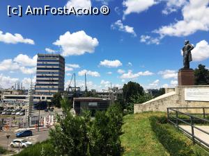 [P21] Statuia lui Anghel Saligny-veghează asupra portului comercial » foto by AZE
 - 
<span class="allrVoted glyphicon glyphicon-heart hidden" id="av1280842"></span>
<a class="m-l-10 hidden" id="sv1280842" onclick="voting_Foto_DelVot(,1280842,4001)" role="button">șterge vot <span class="glyphicon glyphicon-remove"></span></a>
<a id="v91280842" class=" c-red"  onclick="voting_Foto_SetVot(1280842)" role="button"><span class="glyphicon glyphicon-heart-empty"></span> <b>LIKE</b> = Votează poza</a> <img class="hidden"  id="f1280842W9" src="/imagini/loader.gif" border="0" /><span class="AjErrMes hidden" id="e1280842ErM"></span>