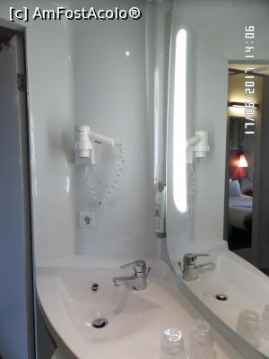 [P20] Alt colț al băii » foto by Alina53
 - 
<span class="allrVoted glyphicon glyphicon-heart hidden" id="av876352"></span>
<a class="m-l-10 hidden" id="sv876352" onclick="voting_Foto_DelVot(,876352,4010)" role="button">șterge vot <span class="glyphicon glyphicon-remove"></span></a>
<a id="v9876352" class=" c-red"  onclick="voting_Foto_SetVot(876352)" role="button"><span class="glyphicon glyphicon-heart-empty"></span> <b>LIKE</b> = Votează poza</a> <img class="hidden"  id="f876352W9" src="/imagini/loader.gif" border="0" /><span class="AjErrMes hidden" id="e876352ErM"></span>