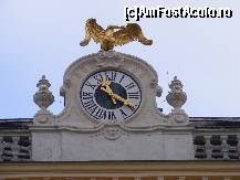 [P08] Ceasul de la Palatul Schonbrunn » foto by valy_r310
 - 
<span class="allrVoted glyphicon glyphicon-heart hidden" id="av48122"></span>
<a class="m-l-10 hidden" id="sv48122" onclick="voting_Foto_DelVot(,48122,4023)" role="button">șterge vot <span class="glyphicon glyphicon-remove"></span></a>
<a id="v948122" class=" c-red"  onclick="voting_Foto_SetVot(48122)" role="button"><span class="glyphicon glyphicon-heart-empty"></span> <b>LIKE</b> = Votează poza</a> <img class="hidden"  id="f48122W9" src="/imagini/loader.gif" border="0" /><span class="AjErrMes hidden" id="e48122ErM"></span>