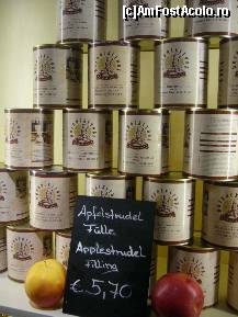 [P21] Cafeneaua unde se prepara strudelul vienez la Palatul Schonbrunn, ingrediente de cumparat » foto by magdalena
 - 
<span class="allrVoted glyphicon glyphicon-heart hidden" id="av116575"></span>
<a class="m-l-10 hidden" id="sv116575" onclick="voting_Foto_DelVot(,116575,4023)" role="button">șterge vot <span class="glyphicon glyphicon-remove"></span></a>
<a id="v9116575" class=" c-red"  onclick="voting_Foto_SetVot(116575)" role="button"><span class="glyphicon glyphicon-heart-empty"></span> <b>LIKE</b> = Votează poza</a> <img class="hidden"  id="f116575W9" src="/imagini/loader.gif" border="0" /><span class="AjErrMes hidden" id="e116575ErM"></span>