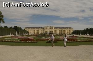 [P01] palatul Schonbrunn e vizitat anual de 2.6 milioane de oameni » foto by Maya_C
 - 
<span class="allrVoted glyphicon glyphicon-heart hidden" id="av736771"></span>
<a class="m-l-10 hidden" id="sv736771" onclick="voting_Foto_DelVot(,736771,4023)" role="button">șterge vot <span class="glyphicon glyphicon-remove"></span></a>
<a id="v9736771" class=" c-red"  onclick="voting_Foto_SetVot(736771)" role="button"><span class="glyphicon glyphicon-heart-empty"></span> <b>LIKE</b> = Votează poza</a> <img class="hidden"  id="f736771W9" src="/imagini/loader.gif" border="0" /><span class="AjErrMes hidden" id="e736771ErM"></span>