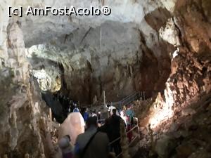 [P19] Peștera Urșilor, Chișcău » foto by Mioritik
 - 
<span class="allrVoted glyphicon glyphicon-heart hidden" id="av1297223"></span>
<a class="m-l-10 hidden" id="sv1297223" onclick="voting_Foto_DelVot(,1297223,4024)" role="button">șterge vot <span class="glyphicon glyphicon-remove"></span></a>
<a id="v91297223" class=" c-red"  onclick="voting_Foto_SetVot(1297223)" role="button"><span class="glyphicon glyphicon-heart-empty"></span> <b>LIKE</b> = Votează poza</a> <img class="hidden"  id="f1297223W9" src="/imagini/loader.gif" border="0" /><span class="AjErrMes hidden" id="e1297223ErM"></span>