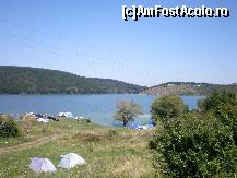 [P04] Unul din campingurile din fata Casei Albe. » foto by presario
 - 
<span class="allrVoted glyphicon glyphicon-heart hidden" id="av121867"></span>
<a class="m-l-10 hidden" id="sv121867" onclick="voting_Foto_DelVot(,121867,4025)" role="button">șterge vot <span class="glyphicon glyphicon-remove"></span></a>
<a id="v9121867" class=" c-red"  onclick="voting_Foto_SetVot(121867)" role="button"><span class="glyphicon glyphicon-heart-empty"></span> <b>LIKE</b> = Votează poza</a> <img class="hidden"  id="f121867W9" src="/imagini/loader.gif" border="0" /><span class="AjErrMes hidden" id="e121867ErM"></span>